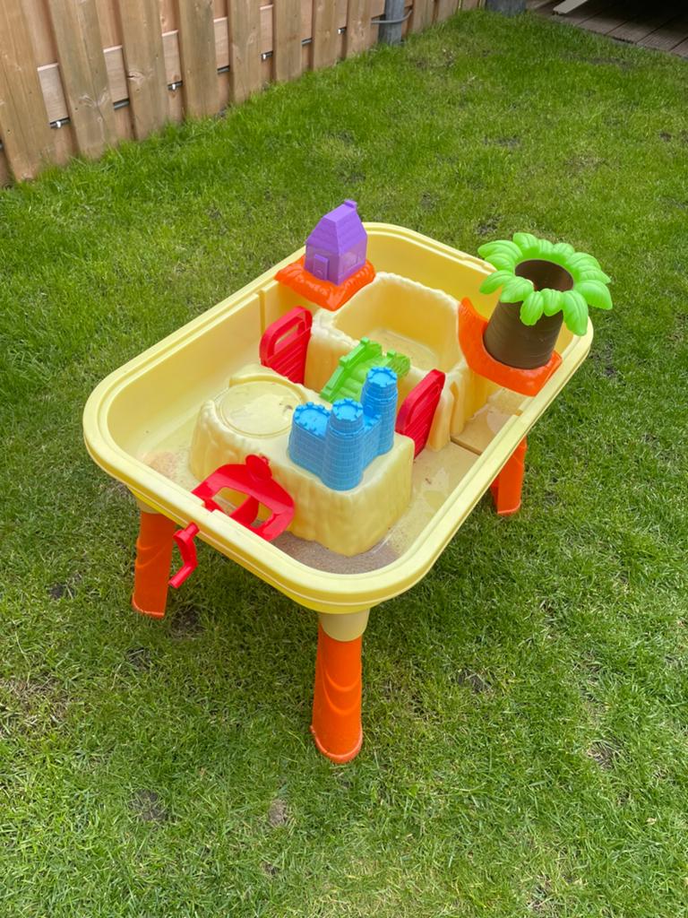 Zand- en watertafel, Kinderen en Baby's, Speelgoed | Speeltafels, Ophalen, Zo goed als nieuw