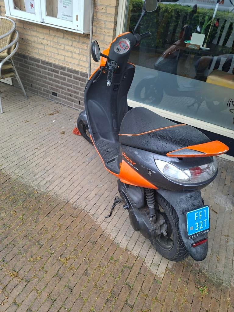 Goed werken scooter, Ophalen, Gebruikt, Benzine, Vivacity
