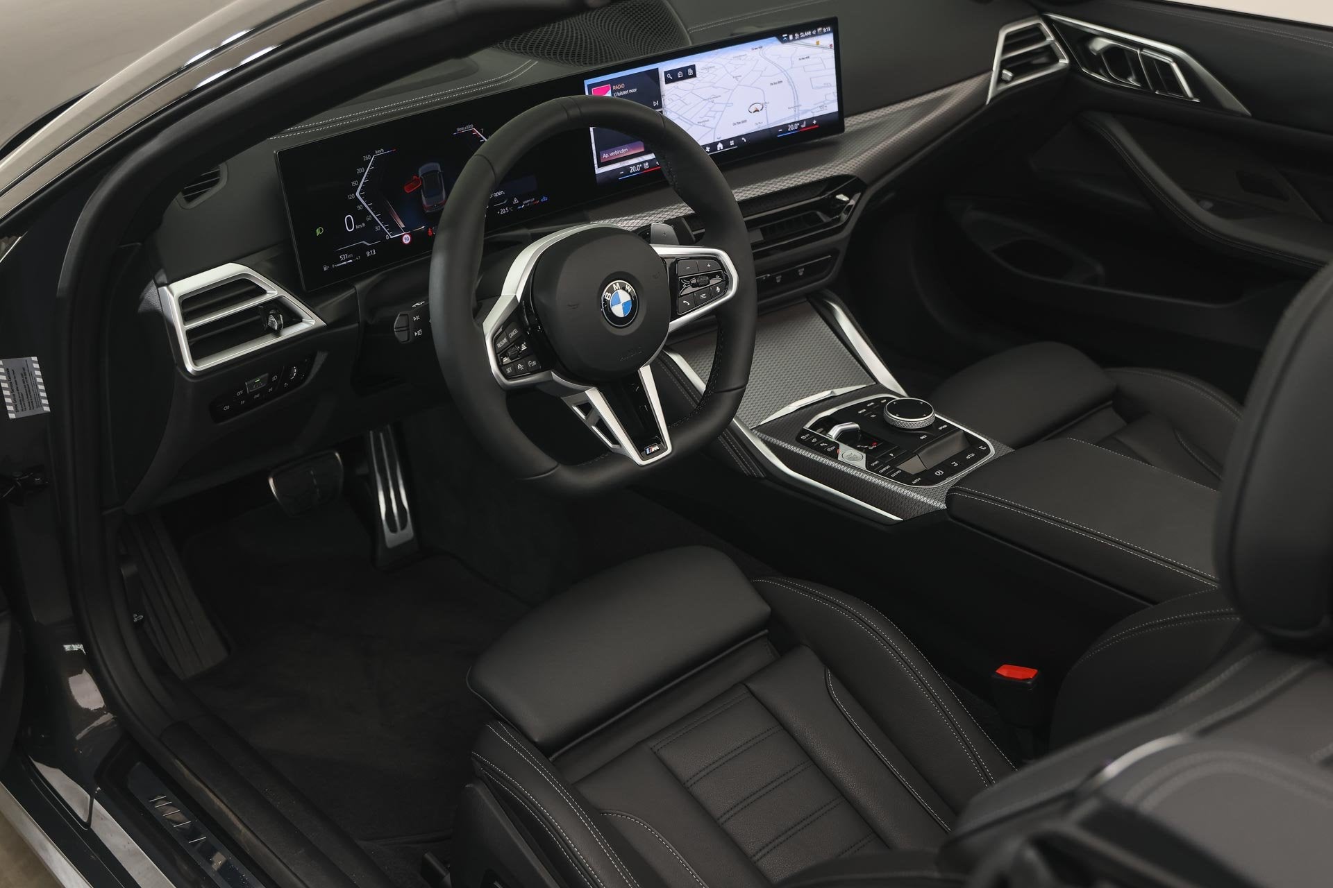 BMW 4 Serie Cabrio 420i M Sport Automaat / Air Collar / Comf, Auto's, BMW, 4 stoelen, Bedrijf, Automatische klimaatregeling, 750 kg