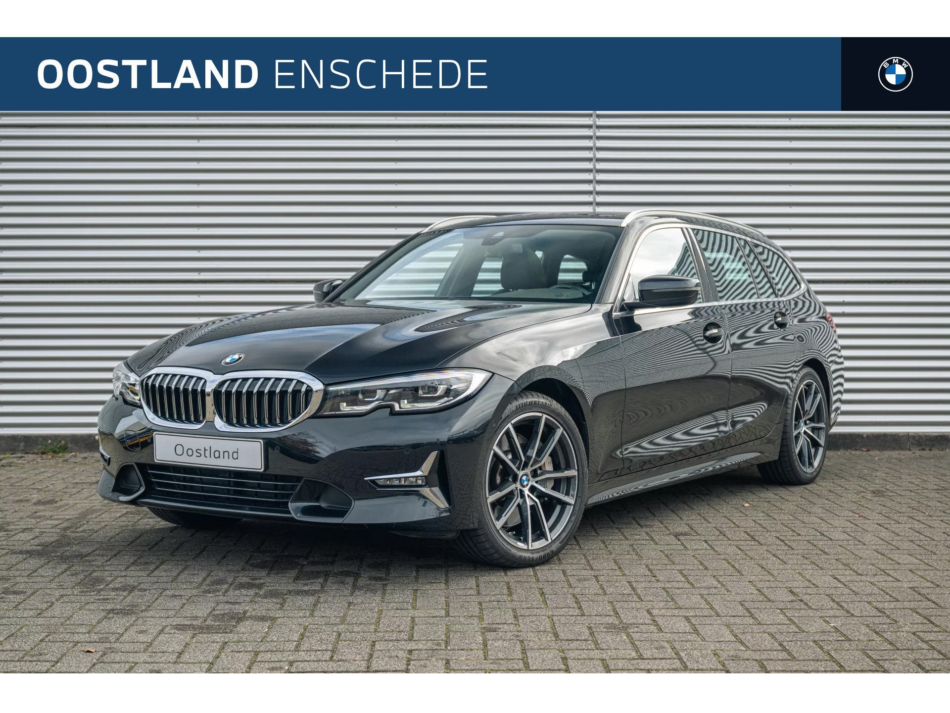 BMW 3 Serie Touring 330i High Executive Luxury Line Automaat