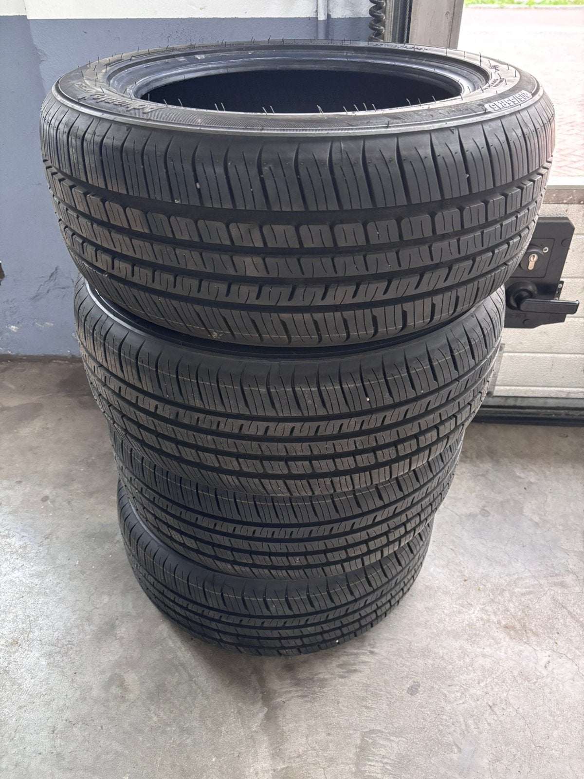 4x 205-55-15 triangle advantex tc 101 michelin bridgestone, Ophalen, Nieuw