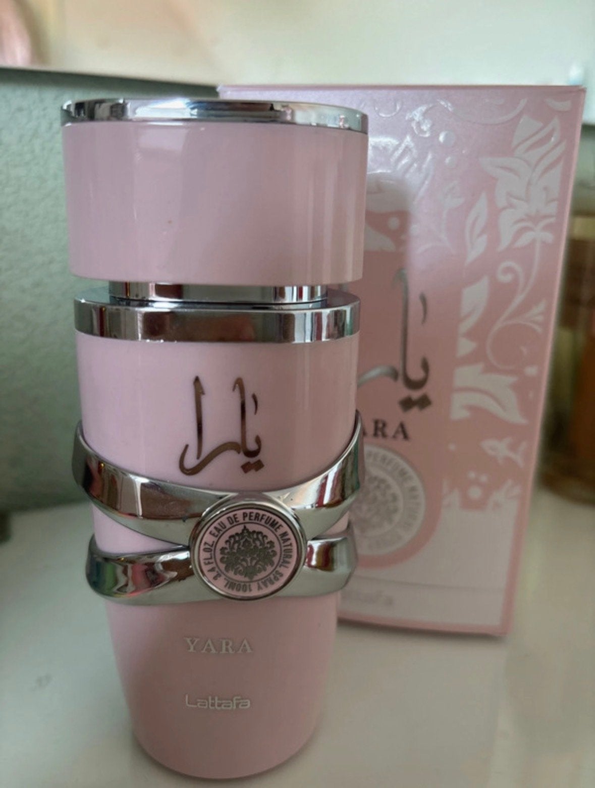 Yara Lattafa Parfum - Zo goed als nieuw, Ophalen of Verzenden, Zo goed als nieuw