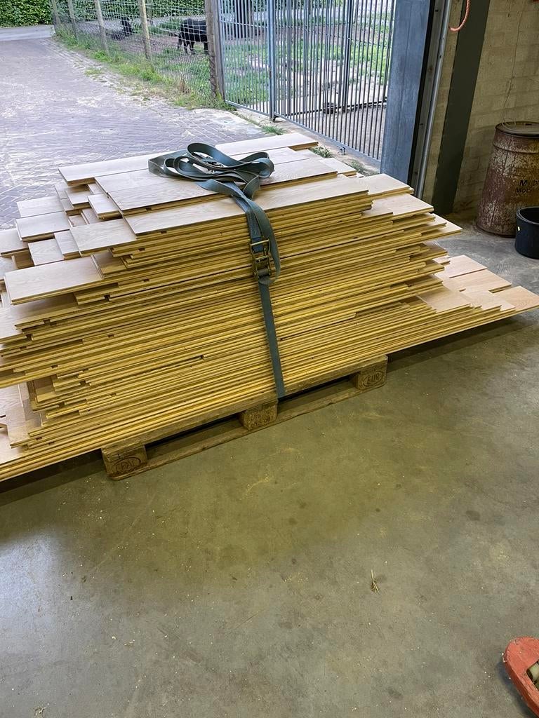 Eiken houten vloer, Tuin en Terras, Palen, Balken en Planken, Ophalen, Zo goed als nieuw, 250 cm of meer, Balken