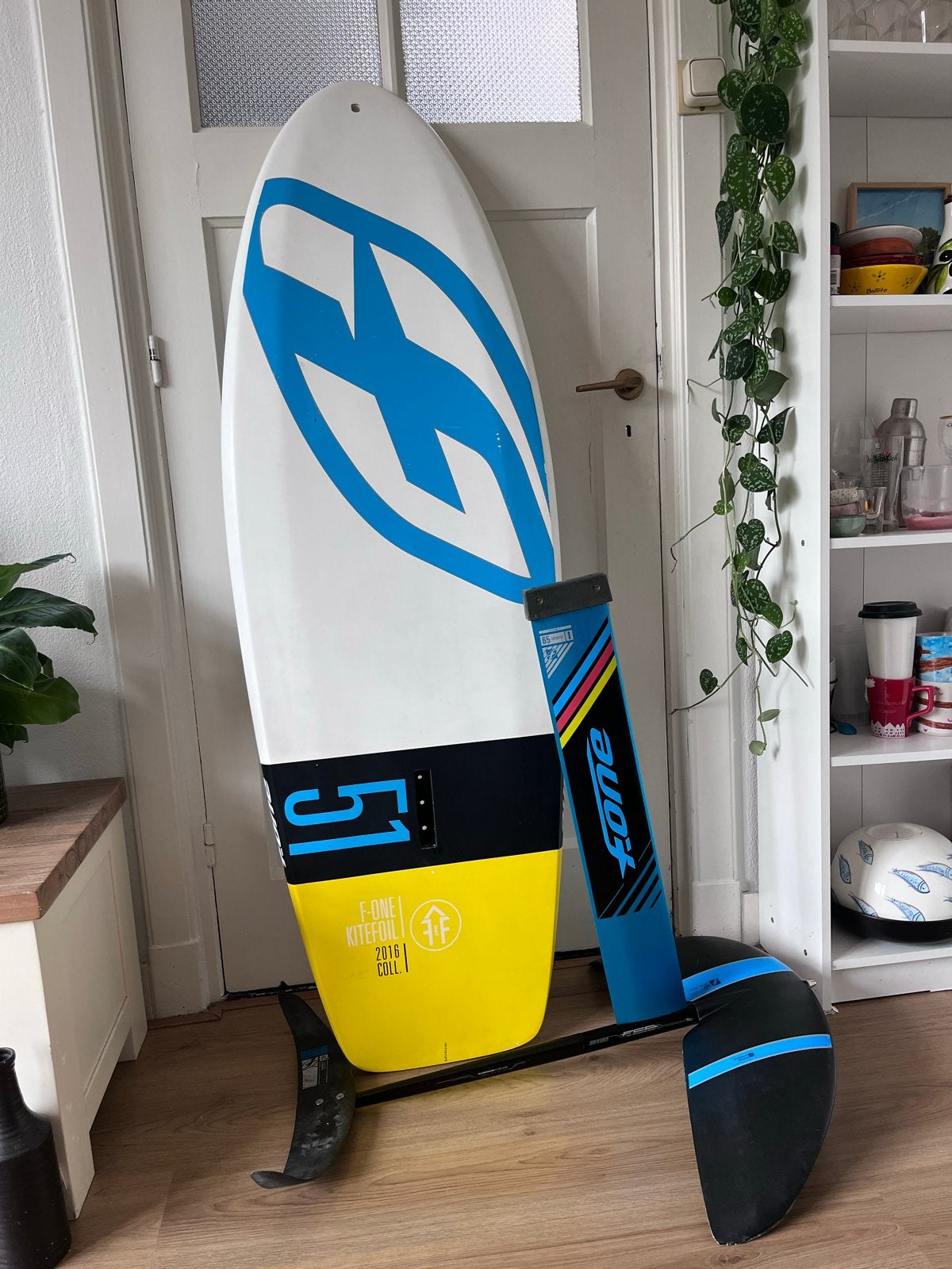 F-one Kitesurf Foil 1200 cm2 met plank volledige set, Watersport en Boten, Foil, Ophalen of Verzenden, Gebruikt, Overige typen