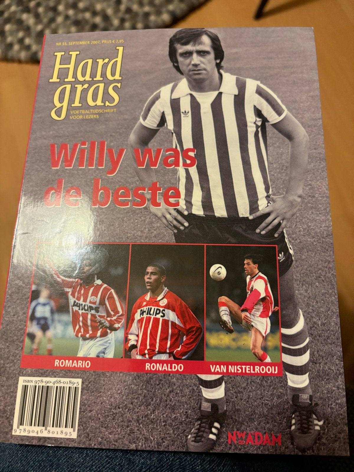Hard Gras Voetbaltijdschrift - Willy was de beste, Boeken, Ophalen of Verzenden, Gelezen, Overige sporten