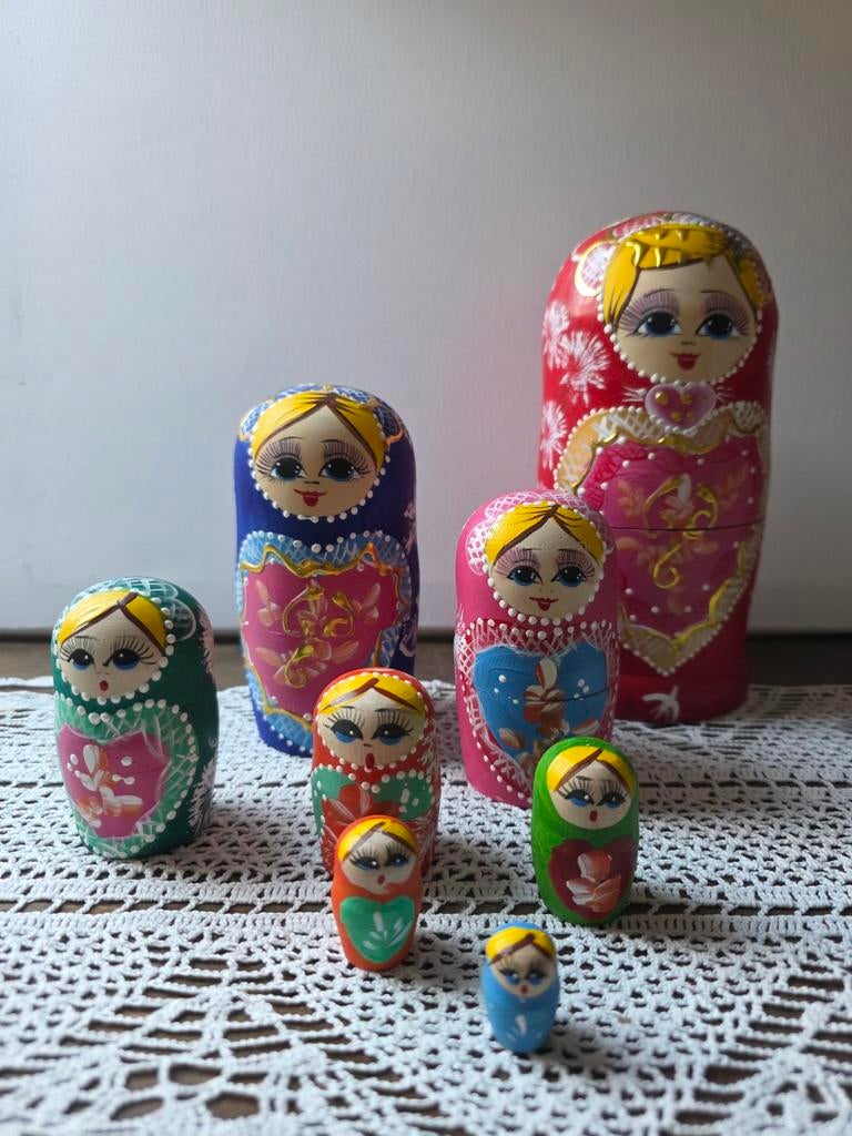 Matroesjka houten poppen set kleurrijk, Ophalen of Verzenden, Zo goed als nieuw