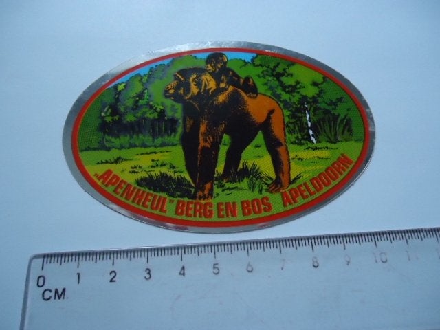 sticker oud Apenheul aap strip berg bos dierentuin zoo park, Verzamelen, Verzenden, Zo goed als nieuw, Bedrijf of Vereniging
