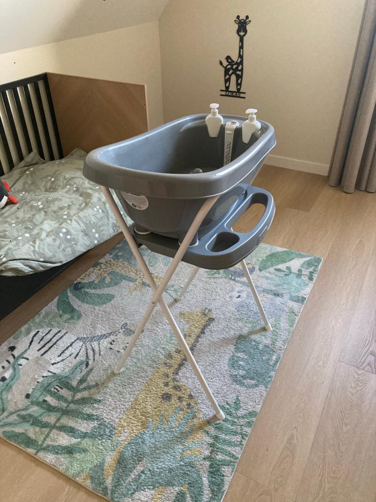 Bébé-jou Badje met standaard en accessoires, Ophalen, Gebruikt, Badje, Bébé-jou