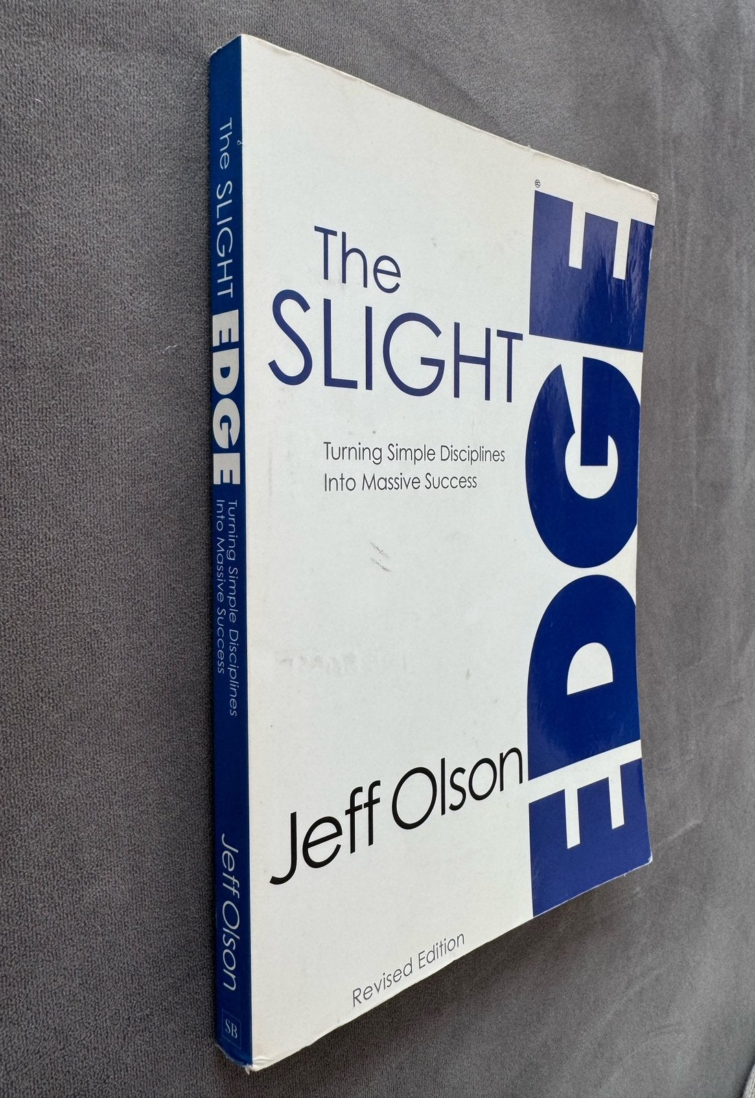 The Slight Edge Revised Edition – Jeff Olson, Ophalen of Verzenden, Gelezen, Overige uitgevers, Engels