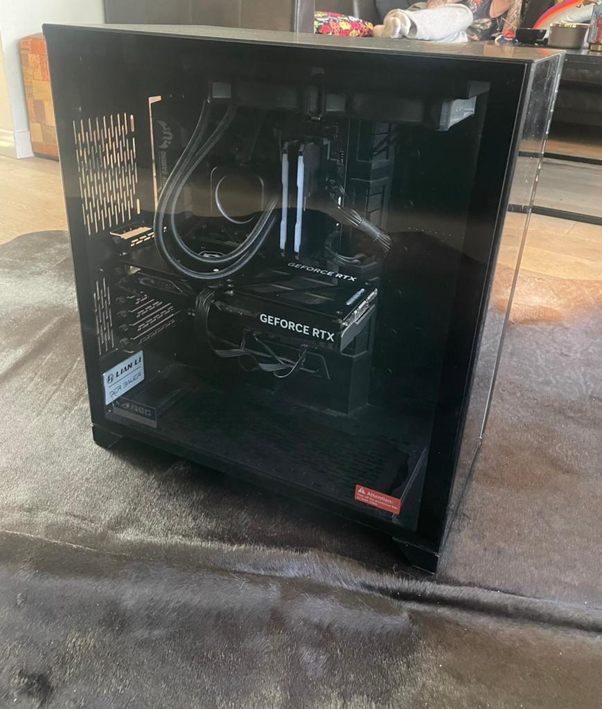 High end gaming PC RTX 4060 Ti / Ryzen 7 5800X3D, Ophalen, Overige genres, 1 speler, Zo goed als nieuw