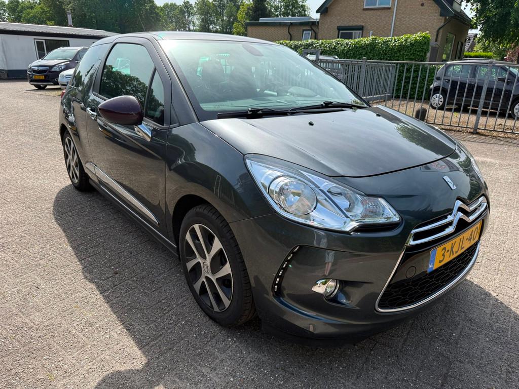 Citroen DS3 1.2 VTi Chic ECC NAVI LMV PDC CRUISE TR.HAAK NAP, Voorwielaandrijving, Euro 5, 1199 cc, 82 pk