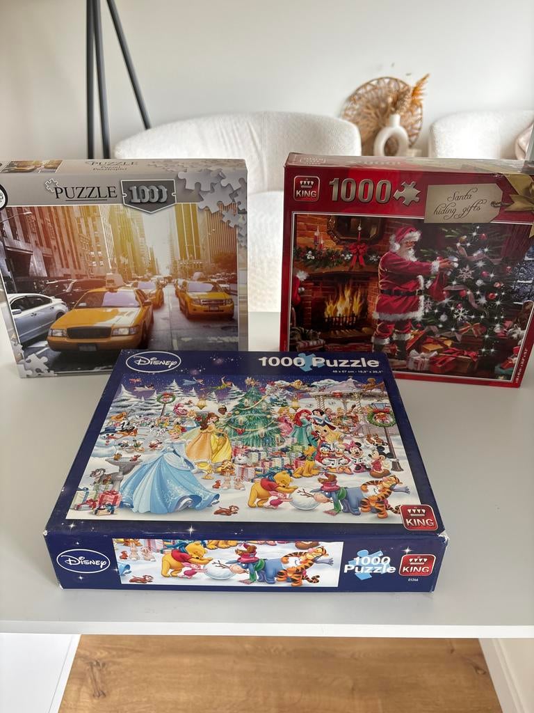3x King 1000 stukjes puzzels: Disney, Kerst, New York, Ophalen of Verzenden, 500 t/m 1500 stukjes, Gebruikt, Legpuzzel