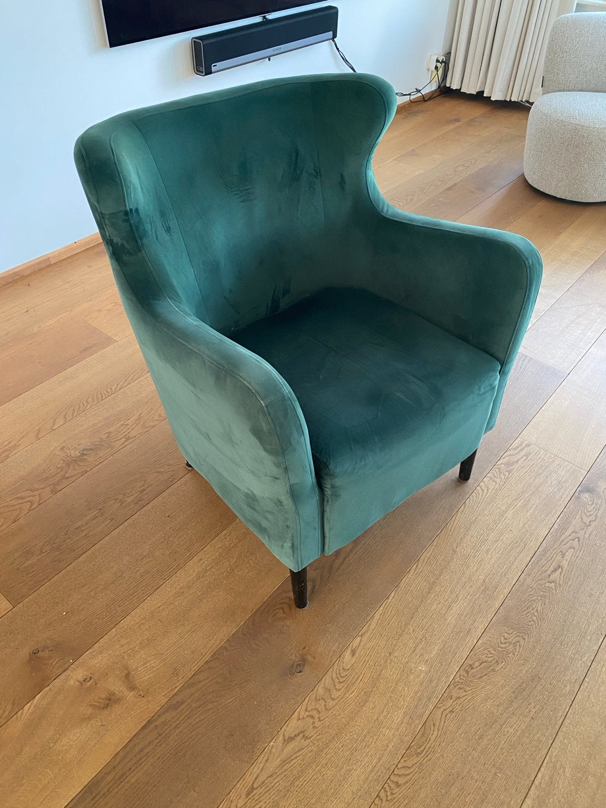 Groene velvet velours fauteuil op zwarte pootjes, Huis en Inrichting, Ophalen, Gebruikt, Minder dan 75 cm, Stof