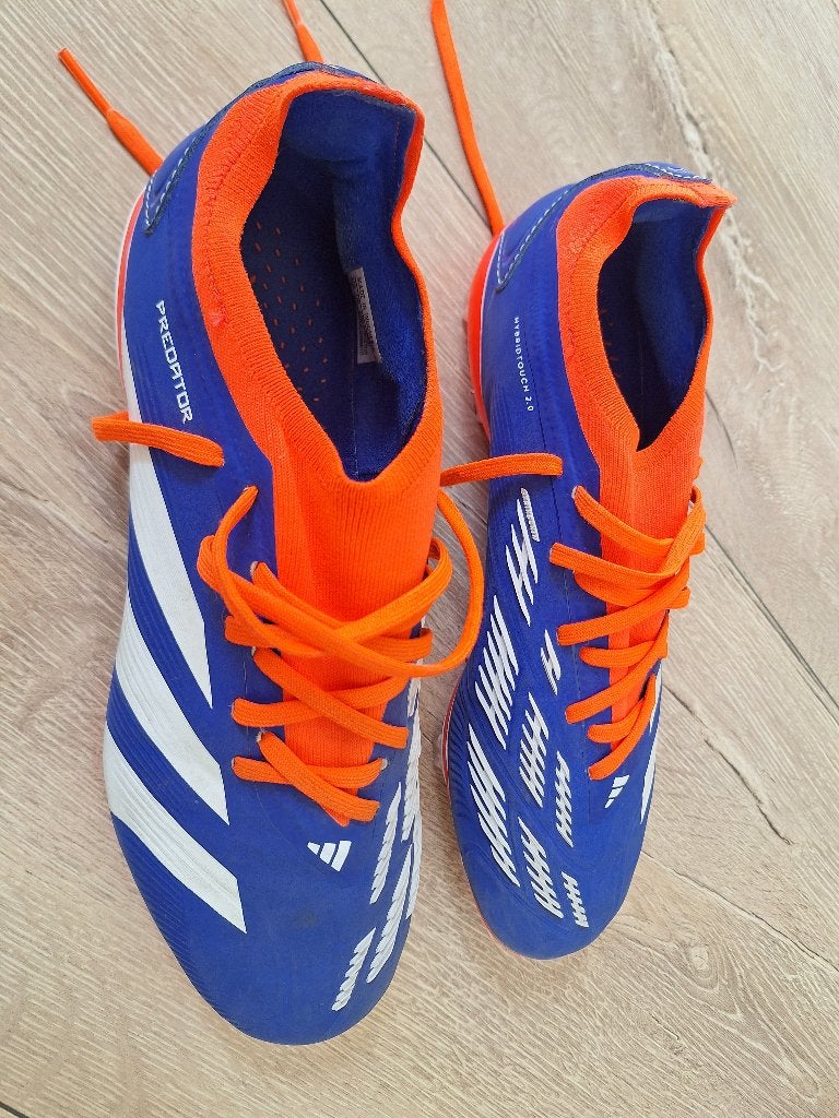 Voetbalschoenen met noppen, Adidas, maat 41,5, Sport en Fitness, Voetbal, Maat XS of kleiner, Ophalen of Verzenden, Zo goed als nieuw