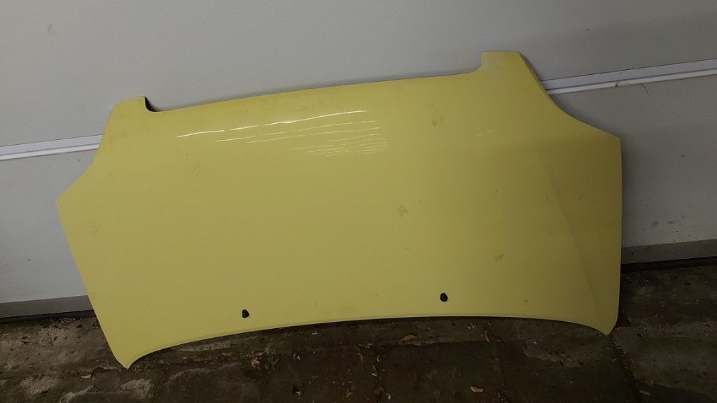 Gele motorkap Agila A, Ophalen of Verzenden