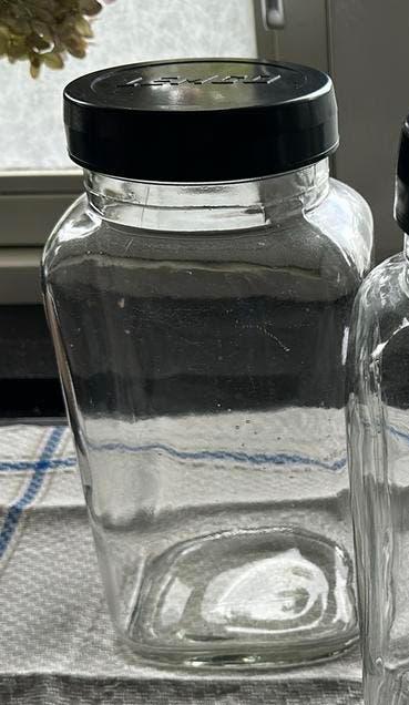 Glazen pot met bakelieten deksel, Ophalen of Verzenden, Glas, Gebruikt, Voorraadpot