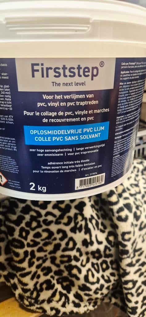 Firststep pvc lijm , vinyl en traptreden, Minder dan 5 liter, Ophalen of Verzenden, Nieuw, Wit