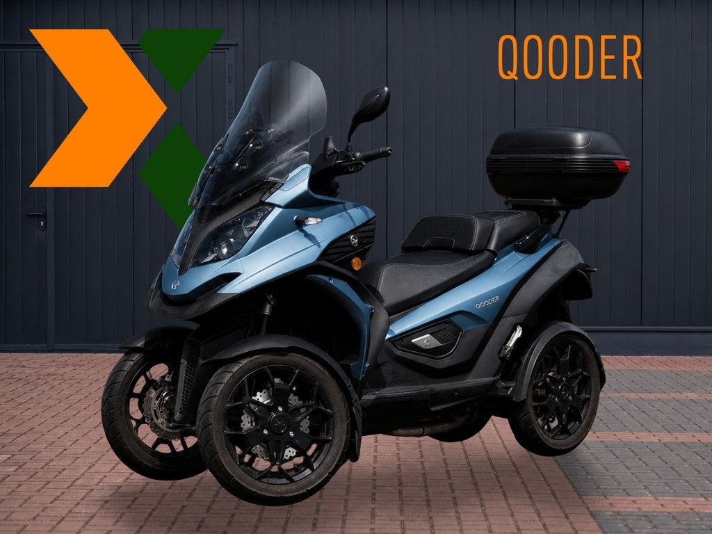Qooder Quadro QV4 | Hoog windscherm | Navigatie | Topkoffer, Scooter, Jules Verneweg 7
5015 BD  Tilburg, NL, Bedrijf, 399 cc