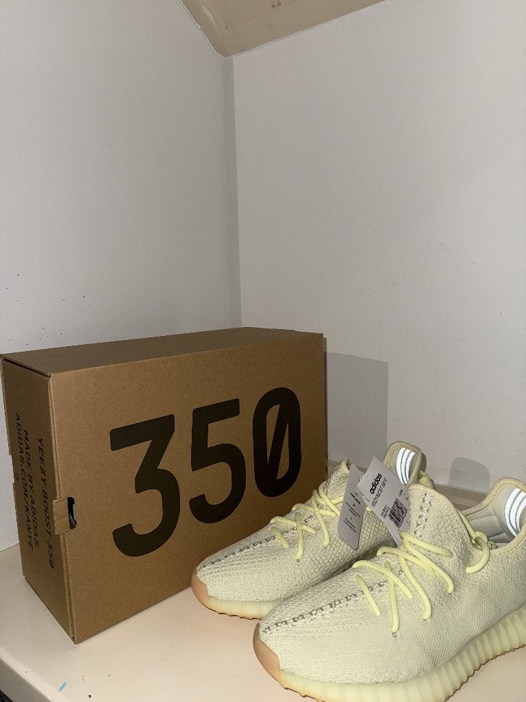 Yeezy 350 Boost V2 Nieuw Butter Maat 41, Kleding | Heren, Schoenen, Overige kleuren, Nieuw, Ophalen of Verzenden, Sneakers of Gympen