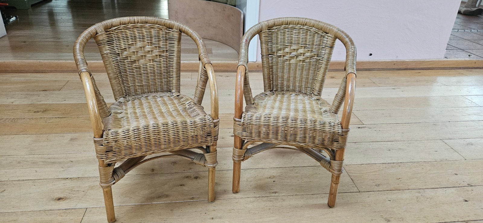 Set van 2 rieten kinderstoeltjes, Ophalen, Gebruikt, Stoel(en)