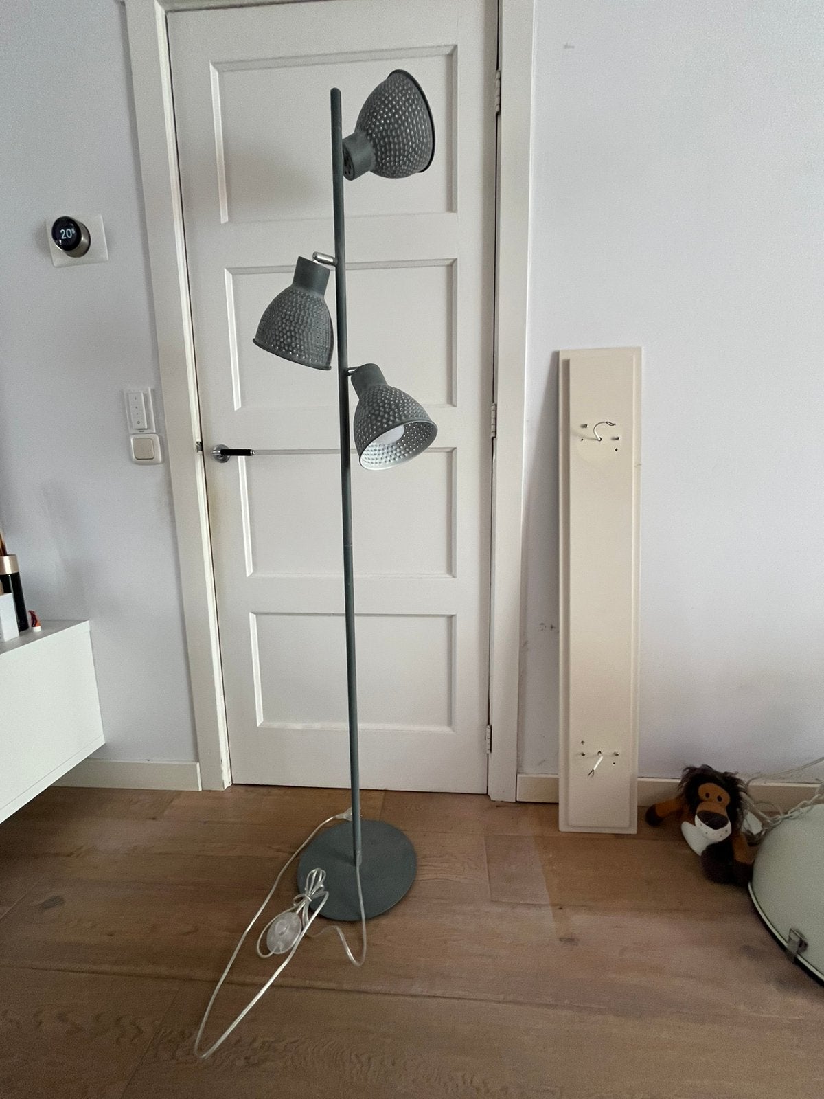 Vloerlamp grijs, Huis en Inrichting, Lampen | Vloerlampen, Ophalen, Gebruikt, 150 tot 200 cm