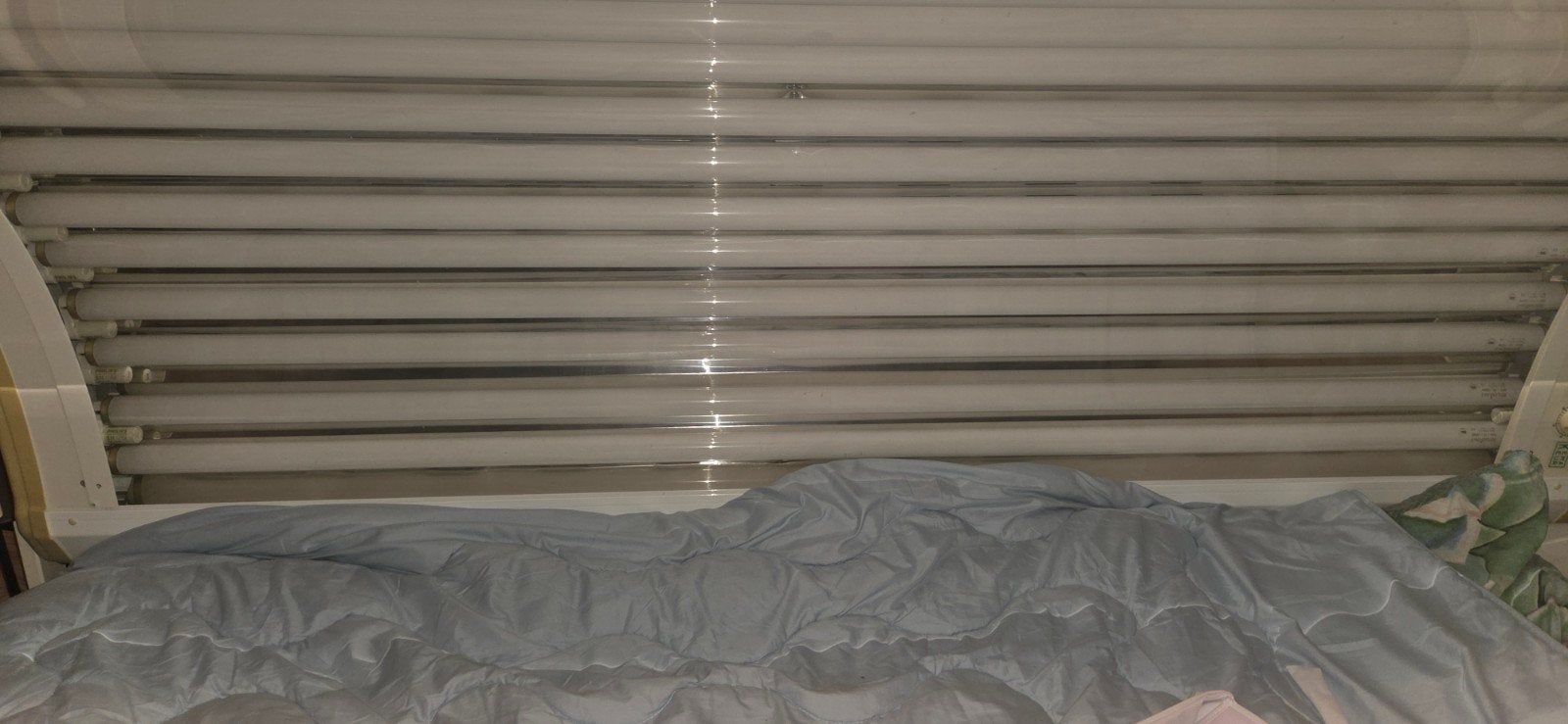 12 lamps zonnehemel gratis, Ophalen, Gebruikt, Zonnebank enkelzijdig, 10 tot 15 lampen
