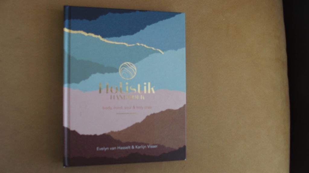 Holistik handboek - Body, mind, soul & holy crap, Boeken, Achtergrond en Informatie, Spiritualiteit algemeen, Ophalen of Verzenden