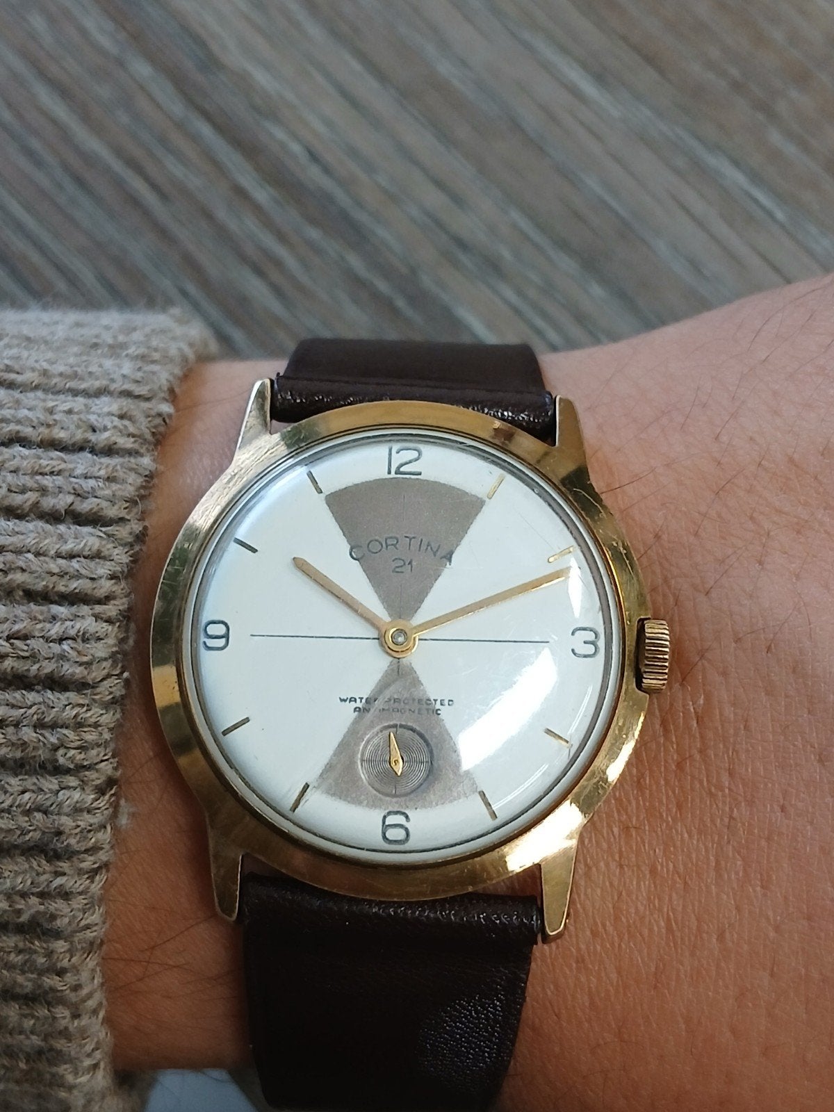Vintage Cortina 21 Polshorloge - Goudkleurig met Leer, Overige merken, Overige materialen, Met bandje, Verzenden