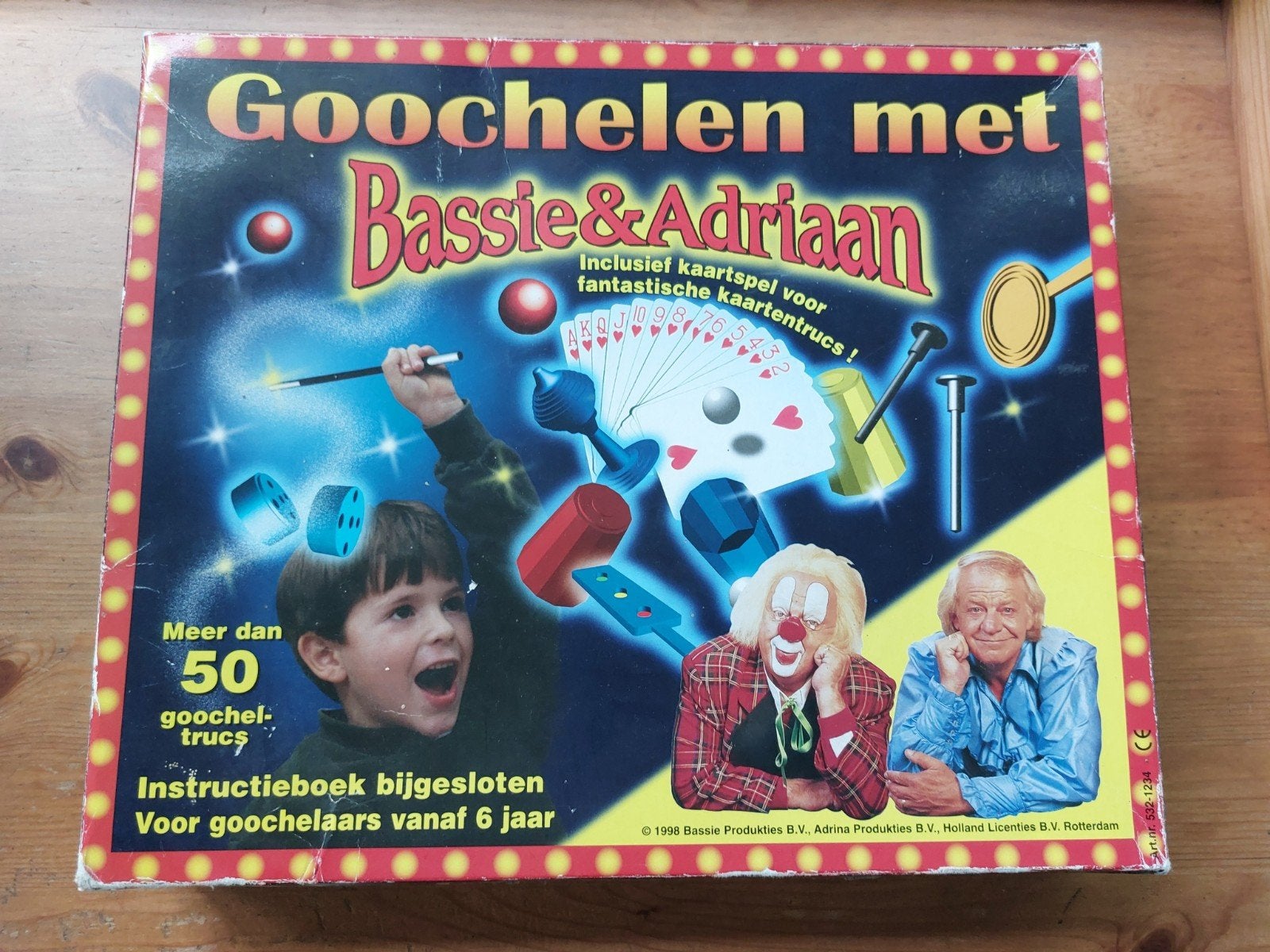 Goochelen met Bassie en Adriaan goocheldoos, Hobby en Vrije tijd, Ophalen of Verzenden