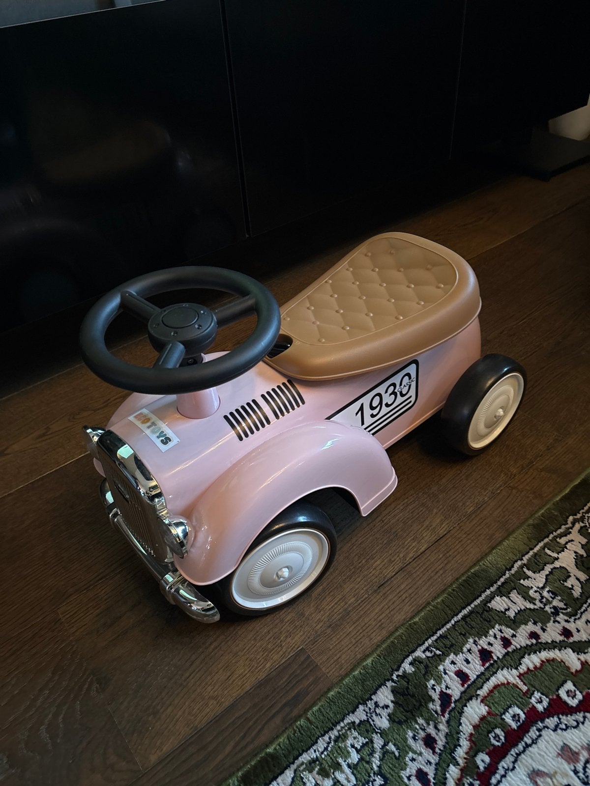 Roze loopauto 1930 model - Zo goed als nieuw, Ophalen of Verzenden, Zo goed als nieuw, Loopvoertuig