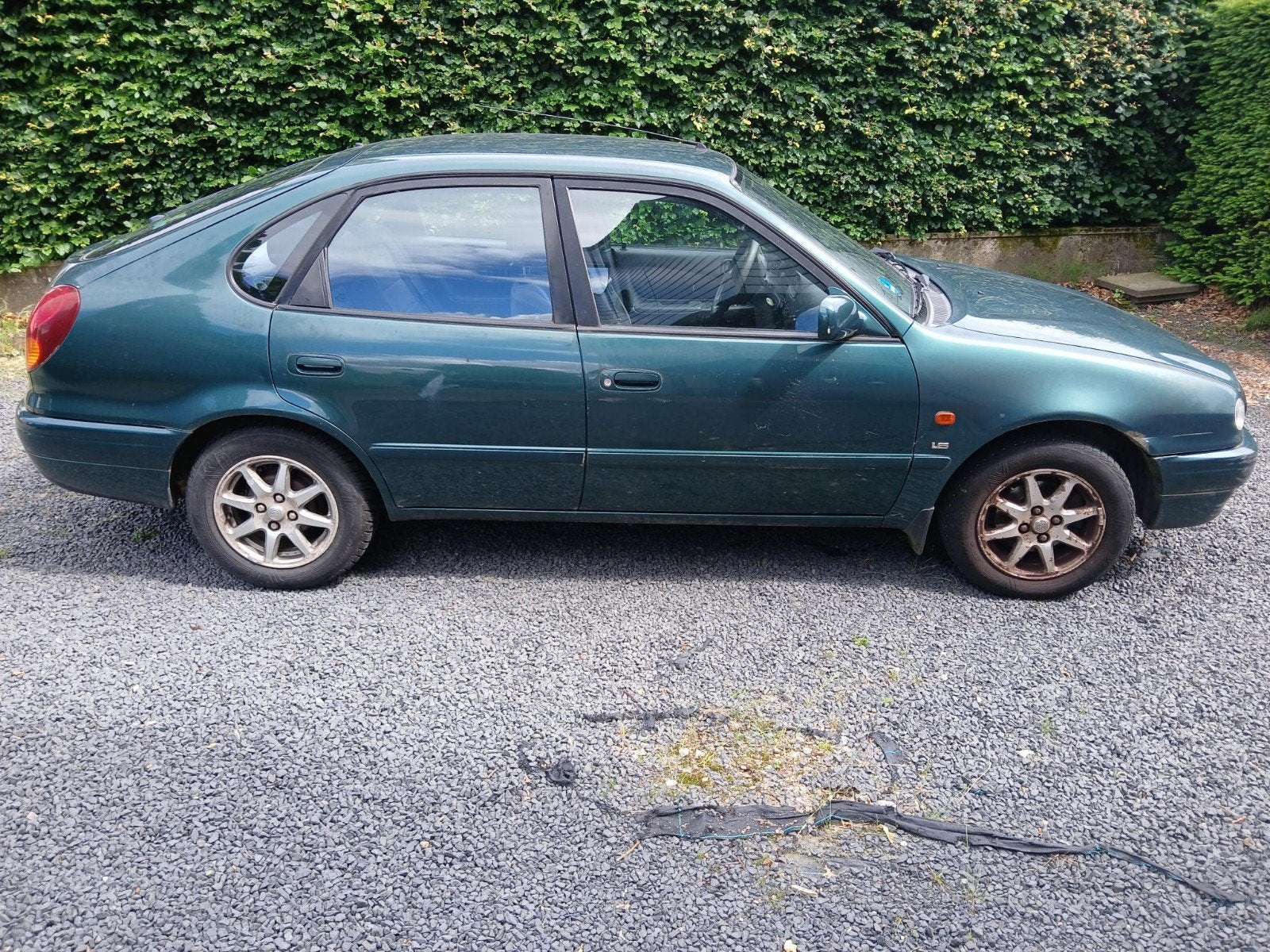 Toyota Corolla 1.6 LB Linea Luna 1999 Groen, 450 kg, 4 cilinders, Corolla, 49 €/maand