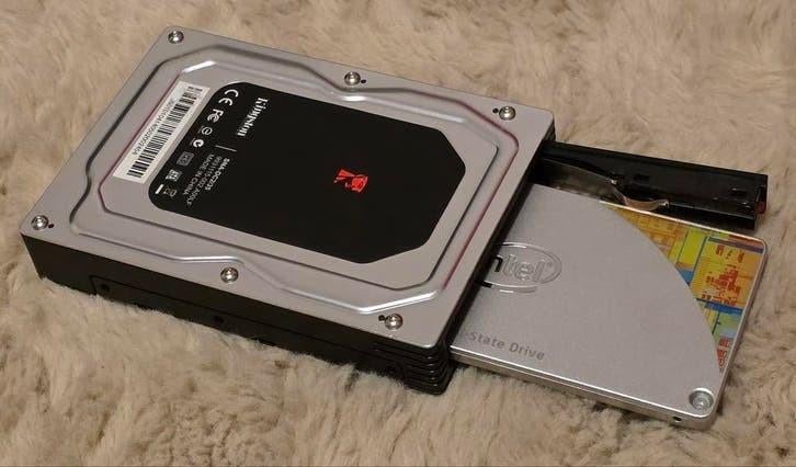Kingston SNA-DC2/35 SATA DriveCarrier + Intel ssd 530 450 GB, Intern, Ophalen of Verzenden, Zo goed als nieuw, Desktop