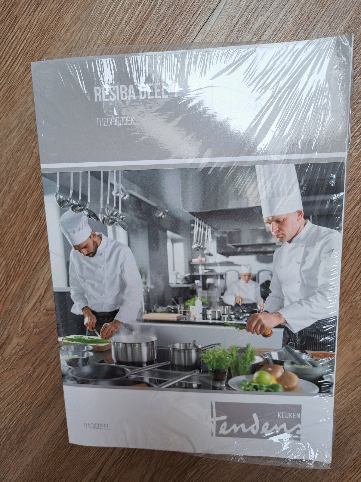 TENDENS Keuken Resiba deel 1+2 - Theorieboek (Nieuw), Boeken, Overige vakken, Edu Actief, Nieuw, Ophalen of Verzenden