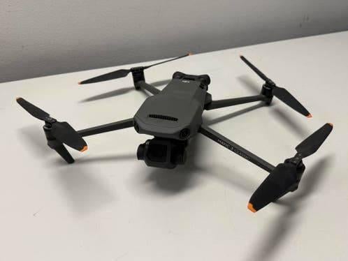 DJI Mavic 3 Classic + 2 Accu's + Remote + DJI tas *Z.G.A.N.*, 250 tot 900 gram, 30 tot 45 minuten, Verzenden, Return to Home