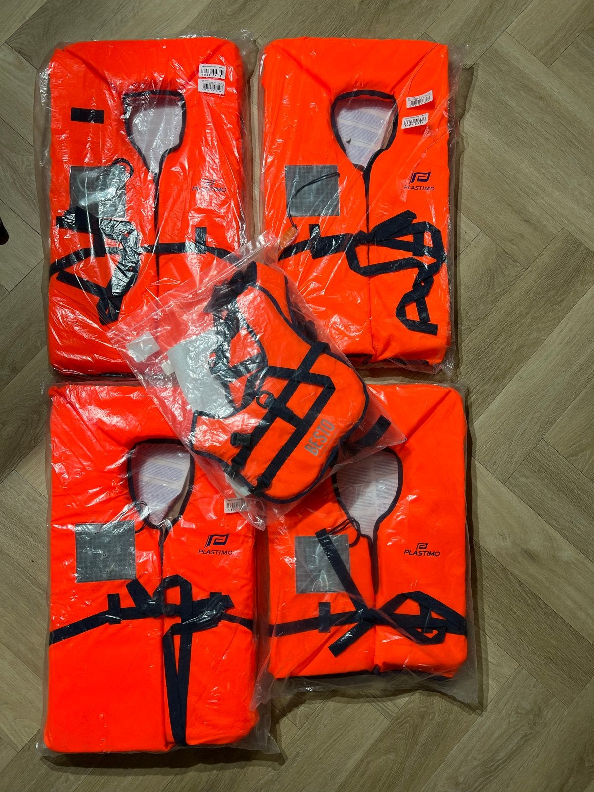 4 Nieuwe reddingsvesten en honden reddingsvest, Ophalen of Verzenden, Nieuw, Overige typen