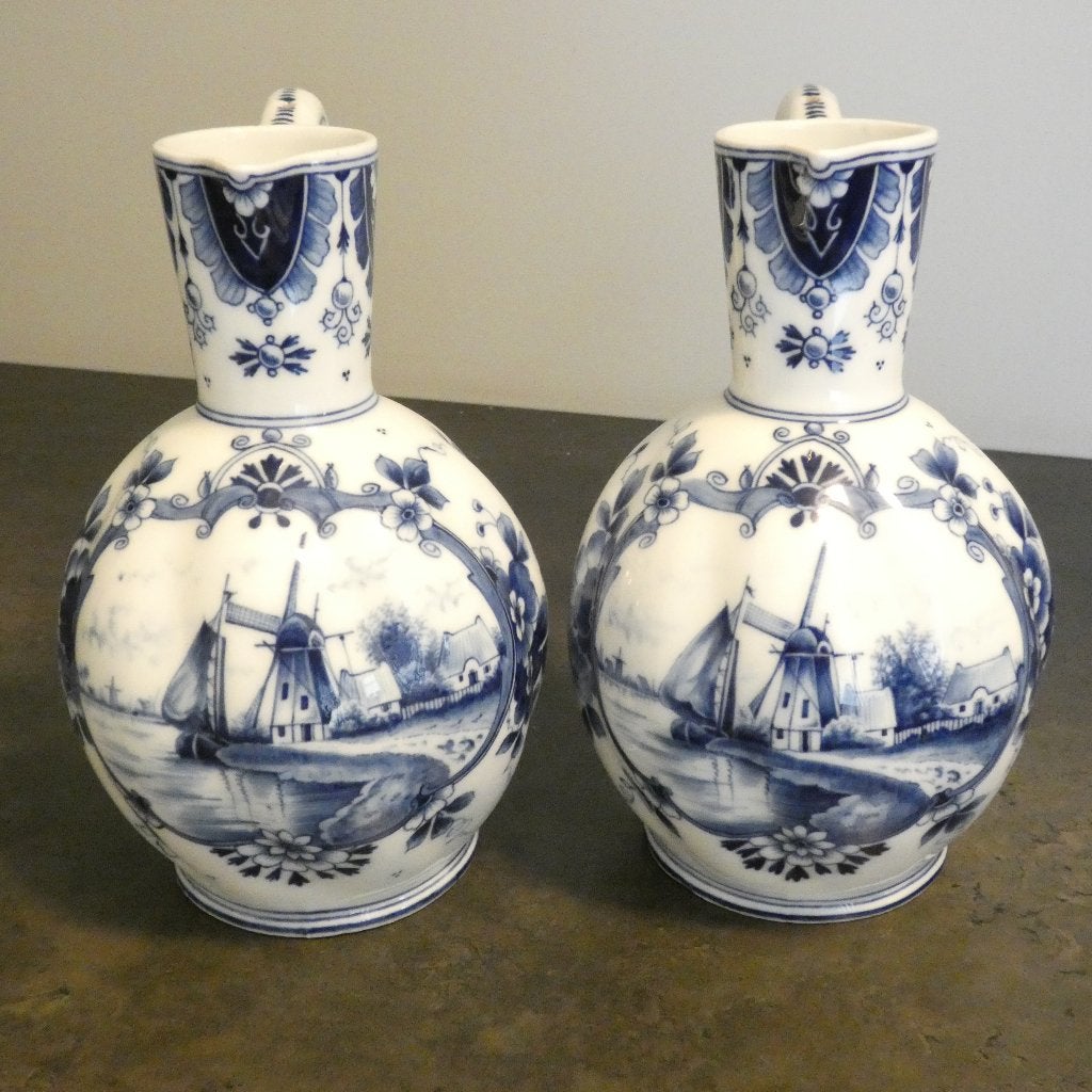 2x Delfts Blauw buikvaas of kruik [2101], Antiek en Kunst, Ophalen of Verzenden