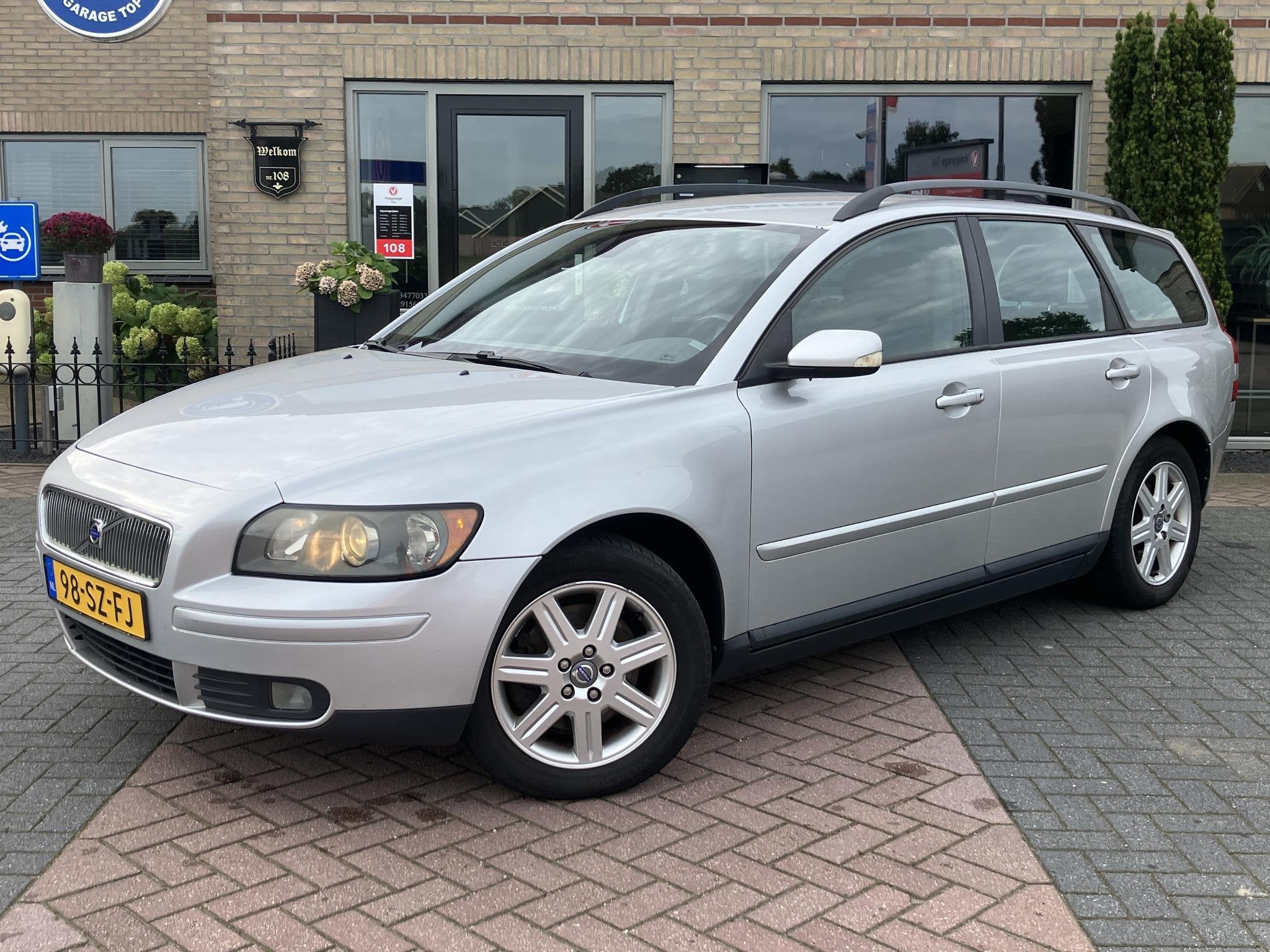 Volvo V50 2.4 Edition II | Trekhaak | PDC | Handel/Export, Stof, Gebruikt, Zwart, 700 kg