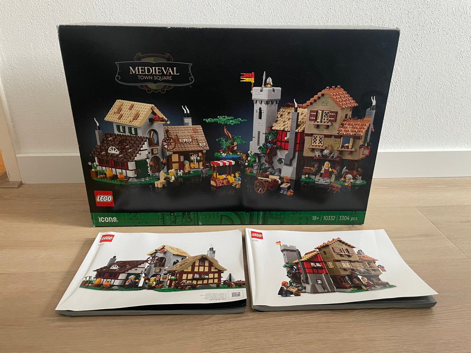 Lego 10332 Middeleeuws stadsplein, Ophalen, Inclusief instructies, Lego, Zo goed als nieuw