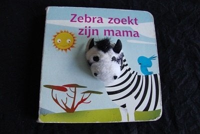 ZEBRA ZOEKT ZIJN MAMA, Ophalen of Verzenden, Gelezen, 3 tot 4 jaar