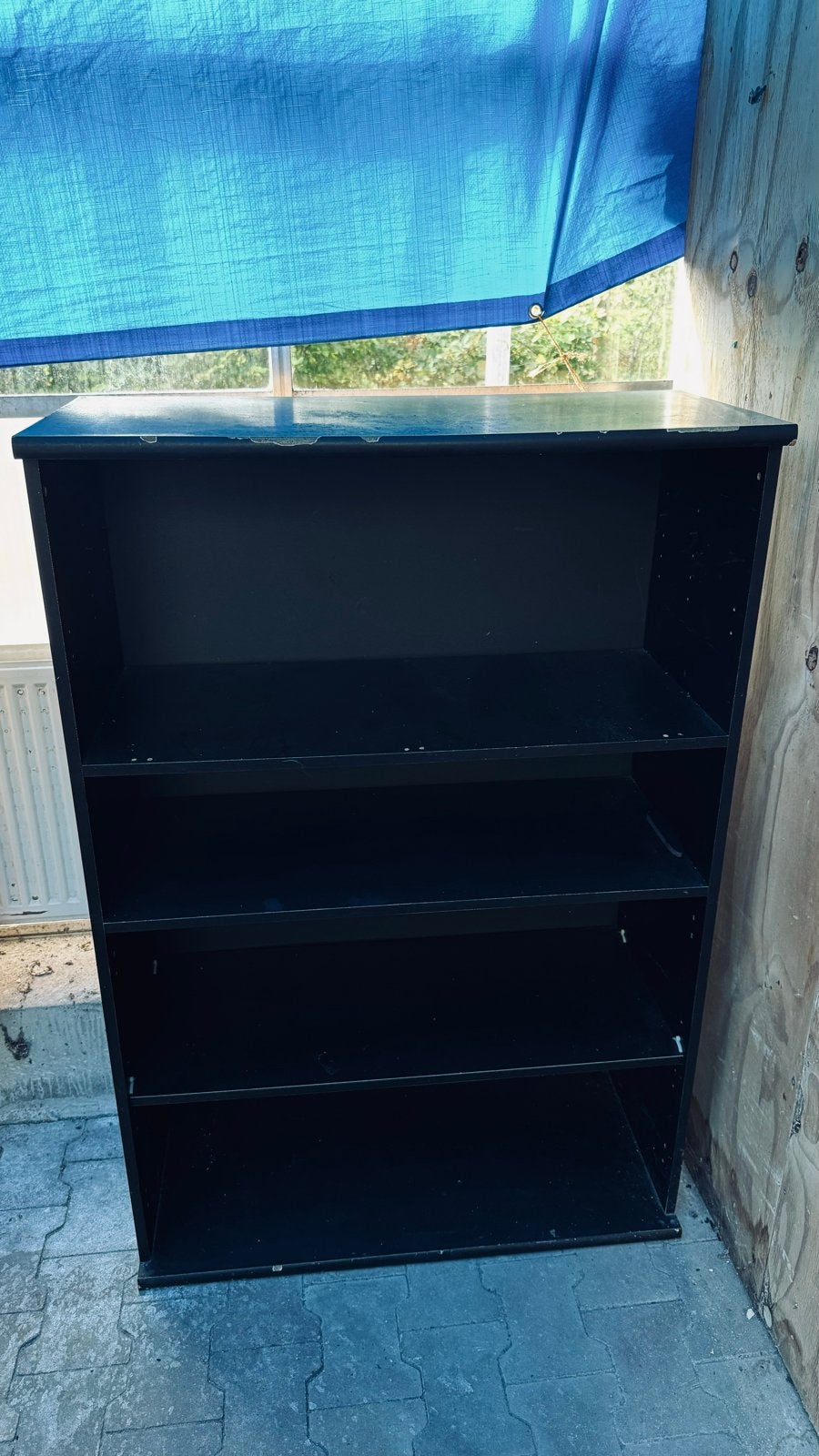 Gratis Zwarte Boekenkast met 4 Vakken, Ophalen of Verzenden, Gebruikt