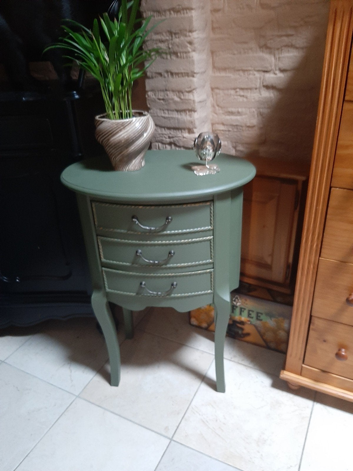 Vintage 3 laden kastje, Ophalen