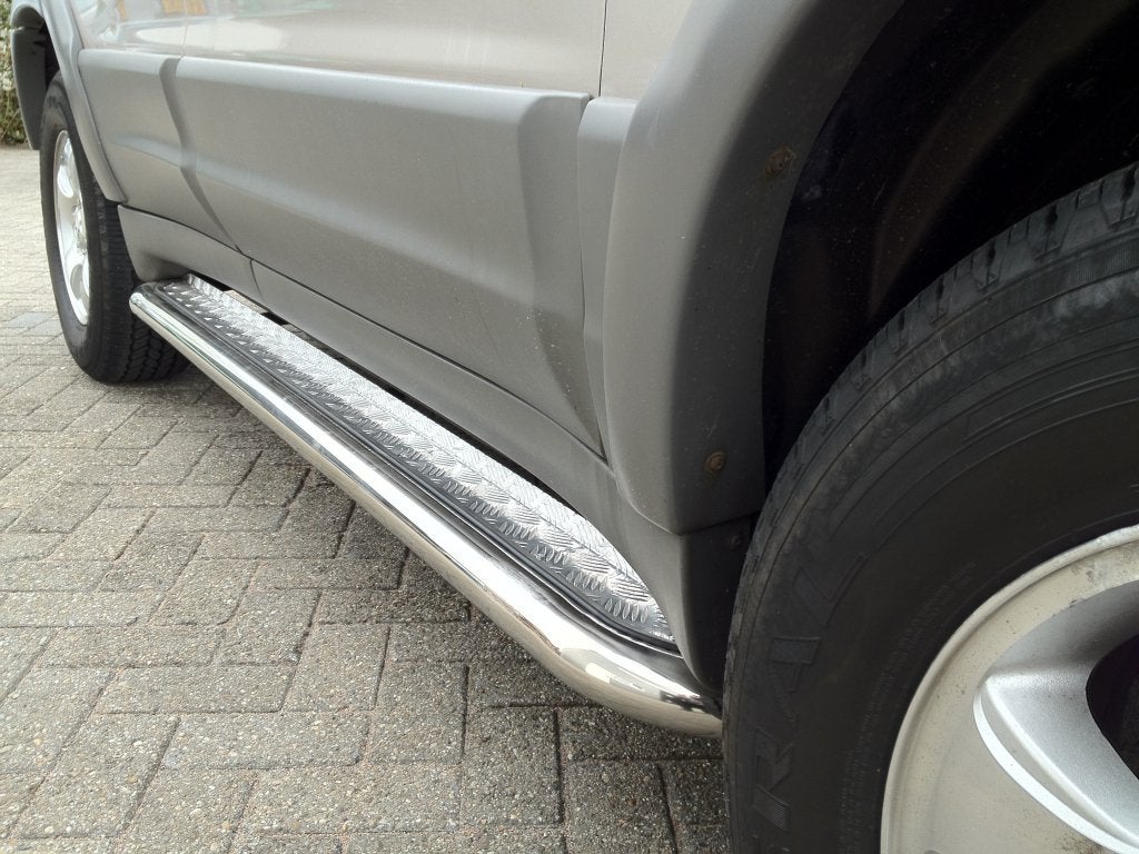 Mazda Tribute Sidebars met aluminium trede, Niet ingevuld, Niet ingevuld, Niet ingevuld