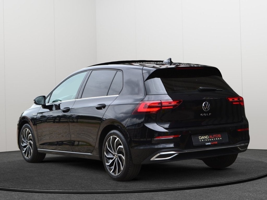Volkswagen Golf 1.5 TSI 1st Edition IQ Light/Pano/ACC/Navi/M, Auto's, Dealer onderhouden, Geheel digitaal combi-instrument, 4 cilinders