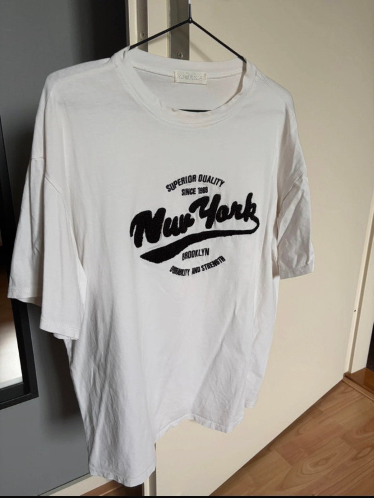 Esuals T-shirt wit maat S, Wit, Ophalen of Verzenden, Korte mouw, Maat 36 (S)