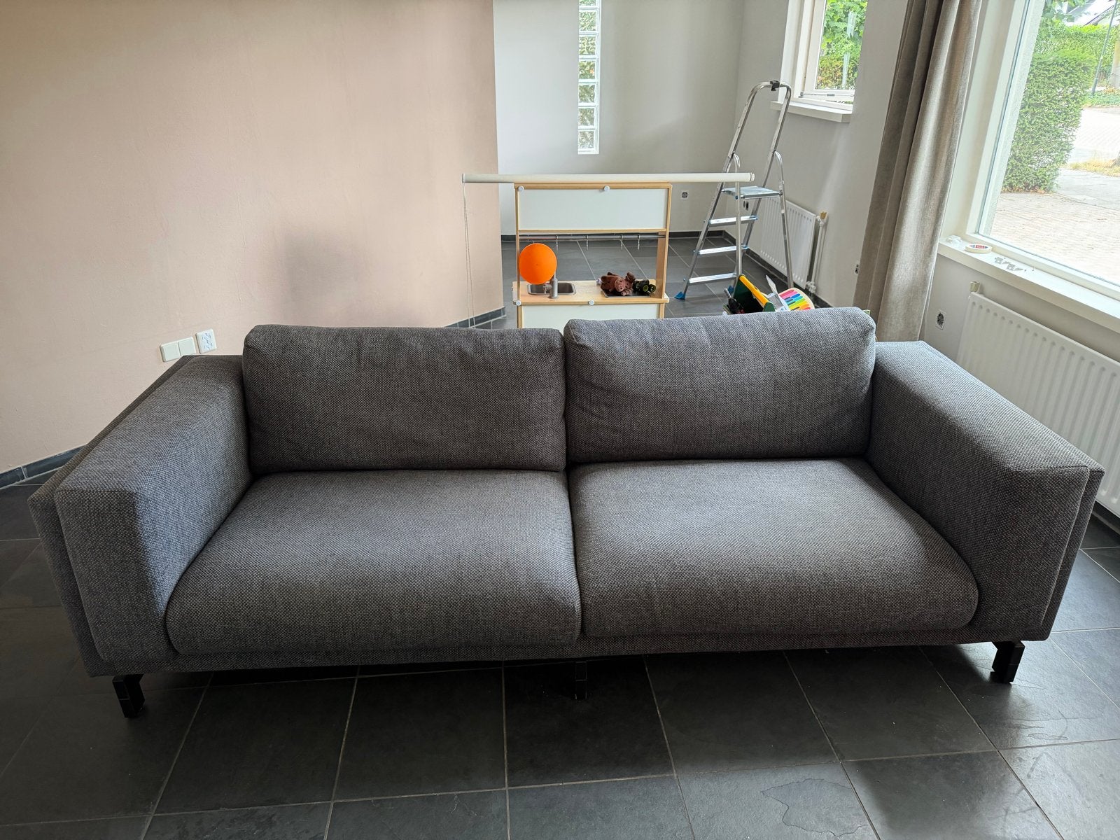 IKEA Nockeby driezitsbank - Comfortabel en stijlvol, Huis en Inrichting, Ophalen, Gebruikt, Driepersoons, 75 tot 100 cm
