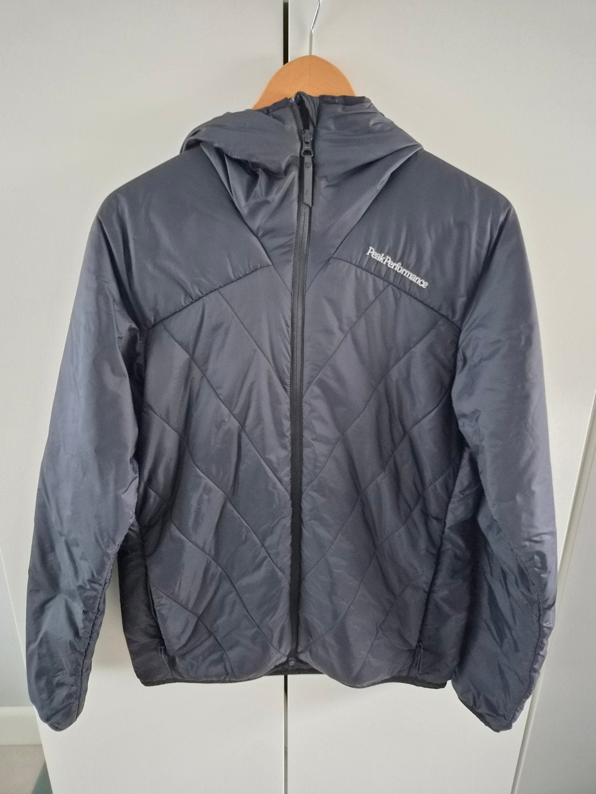Peak Performance M Insulated Liner Hood Jas Maat M, Zwart, Ophalen of Verzenden, Zo goed als nieuw, Peak Performance