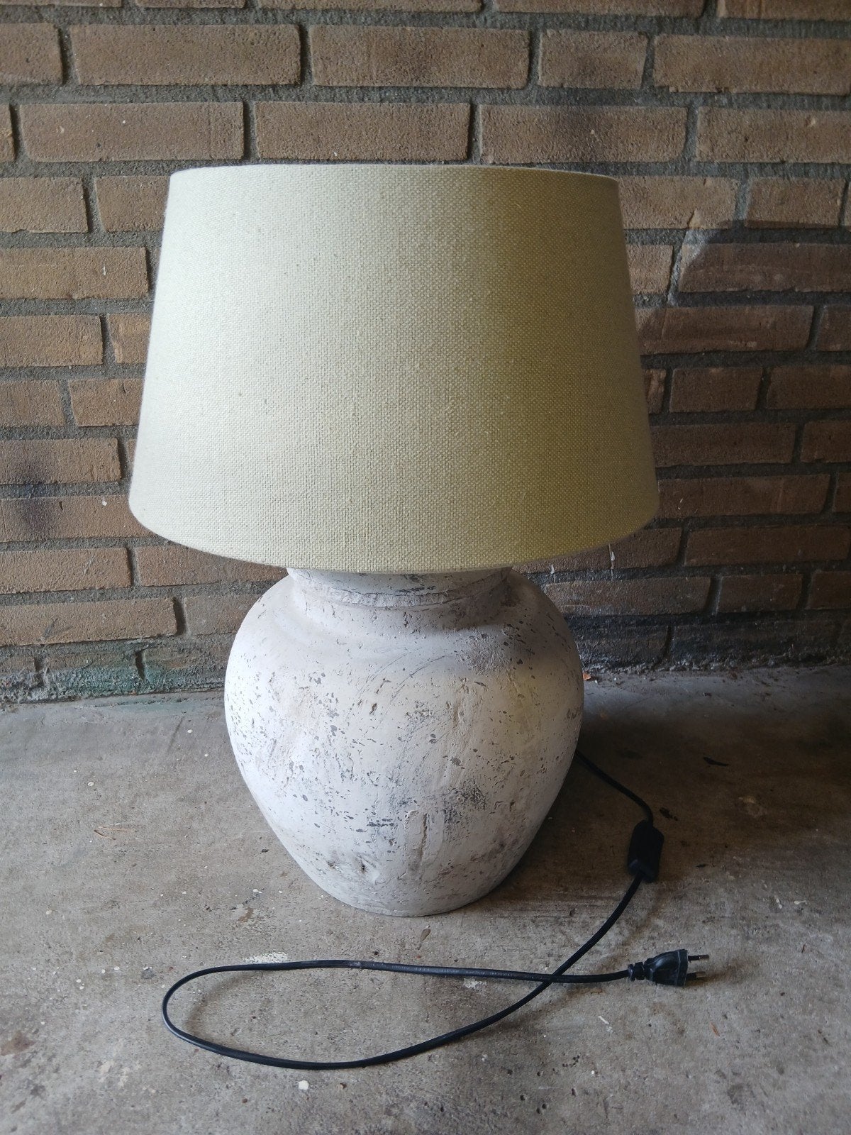 Rustieke Schemerlamp met Crèmekleurige Kap, Gebruikt, Textiel, Wit, Ophalen of Verzenden