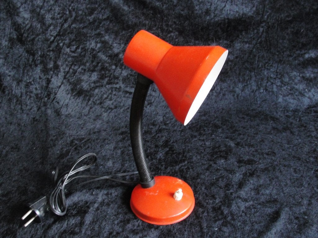 Vintage bureaulamp in oranje, buigbaar, maximaal hg 30 cm, d, Ophalen of Verzenden, Huis en Inrichting