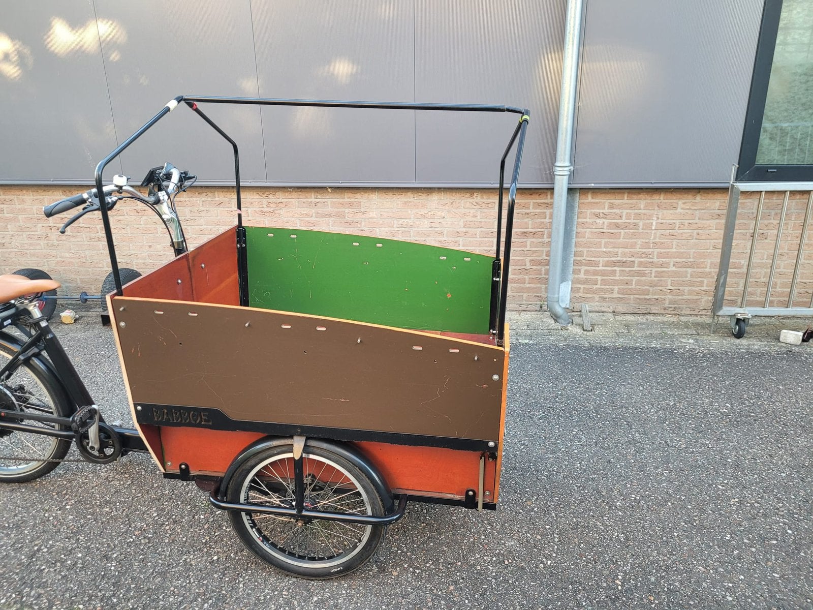 Babboe big E fiets bak en huif, 4 kinderen of meer, Huif, Zo goed als nieuw, Ophalen