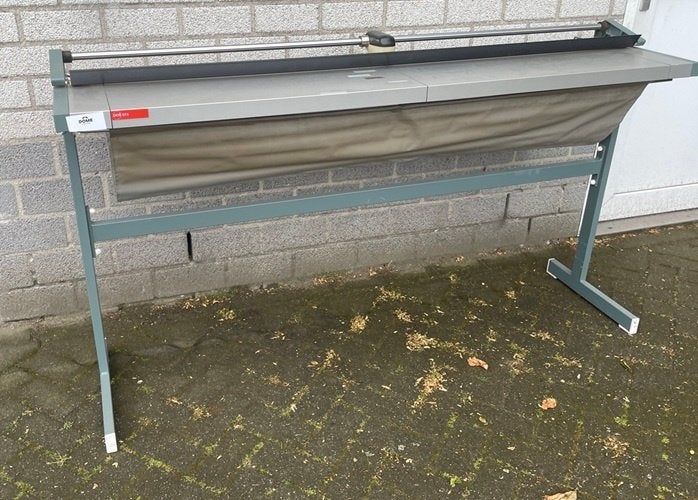 Papiersnijmachine, snijtafel Oce type 913,, Ophalen, Zo goed als nieuw